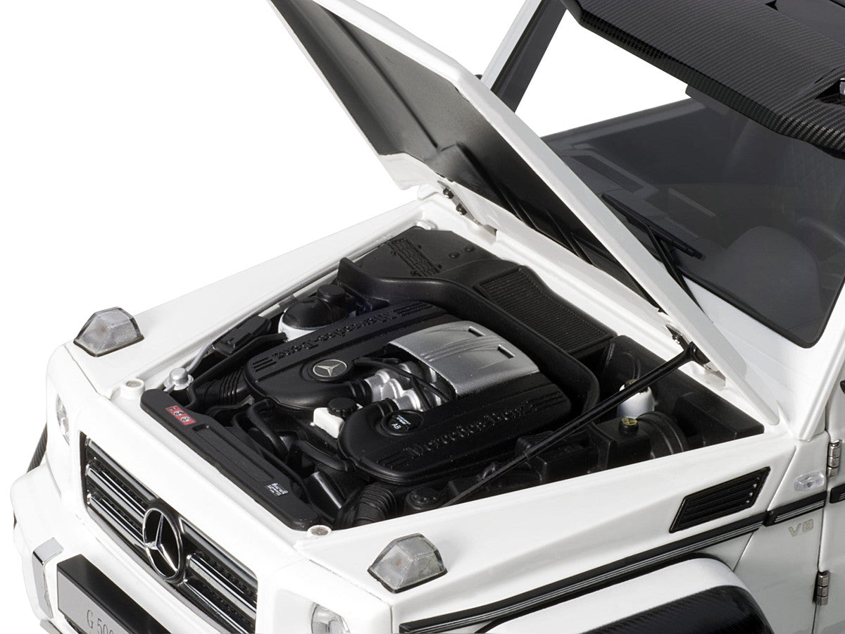 Mercedes Benz G500 4X4 2 Gloss White 1/18 Model Car by Autoart-1