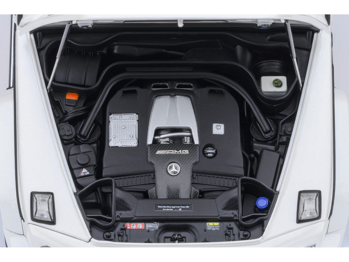 2019 Mercedes-Benz AMG G63 Brilliant White Metallic 1/18 Model Car by Autoart-3