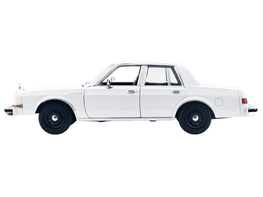 1986 Dodge Diplomat Police Car Unmarked White "Custom Builder's Kit" Series 1/24 Diecast Model Car by Motormax Motormax