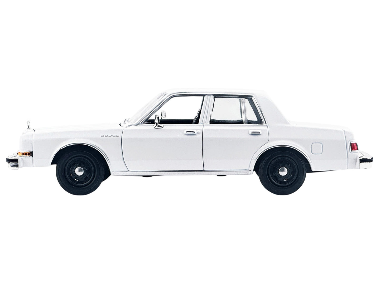 1986 Dodge Diplomat Police Car Unmarked White "Custom Builder's Kit" Series 1/24 Diecast Model Car by Motormax