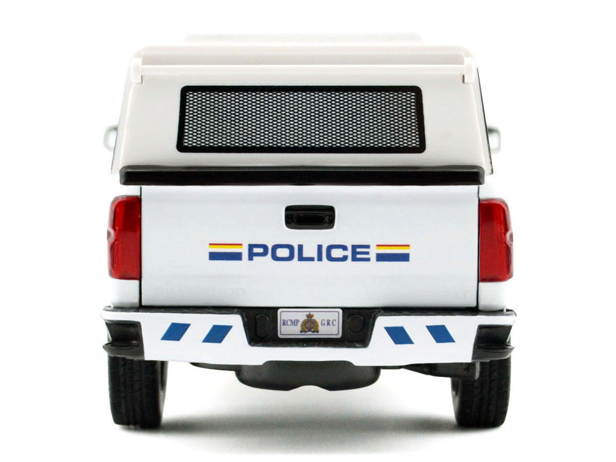 2017 Chevrolet Silverado 1500 LT Z71 Crew Cab Pickup Truck with Camper Box "Royal Canadian Mounted Police" White "Law Enforcement and Public Service" Series 1/27 Diecast Model Car by Motormax Motormax