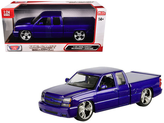 2006 Chevrolet Silverado Custom Pickup Truck Blue Metallic "Die-Cast Collection" Series 1/25 Diecast Model Car by Motormax Motormax