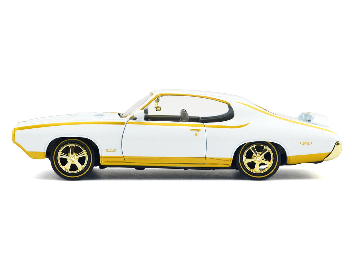1969 Pontiac GTO Judge White Metallic with Gold Stripes "Luxe Legends" Series 1/24 Diecast Model Car by Motormax Motormax