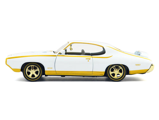 1969 Pontiac GTO Judge White Metallic with Gold Stripes "Luxe Legends" Series 1/24 Diecast Model Car by Motormax Motormax