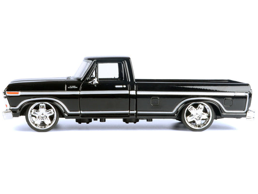 1979 Ford F-150 Custom Pickup Truck Black "Maxx Design" Series 1/24 Diecast Model Car by Motormax Motormax