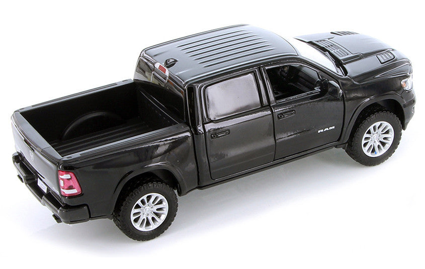 2019 RAM 1500 Laramie Crew Cab Pickup Truck Black 1/24 Diecast Model Car by Motormax Motormax