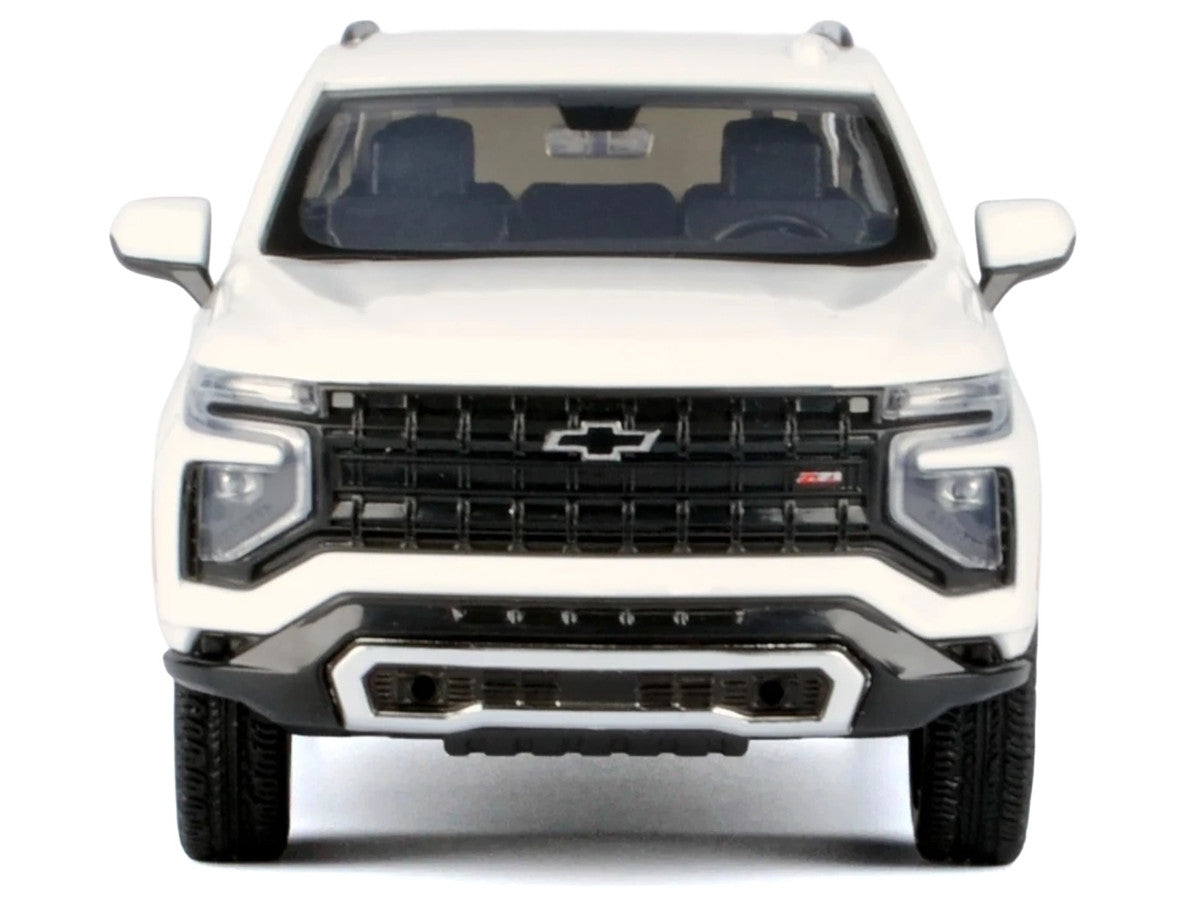 2025 Chevrolet Tahoe Z71 White "Timeless Legends" Series 1/24 Diecast Model Car by Motormax Motormax