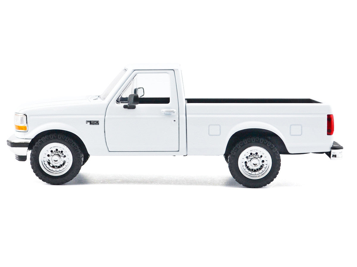1993 Ford F-150 XLT Pickup Truck White "Timeless Legends" Series 1/24 Diecast Model Car by Motormax Motormax