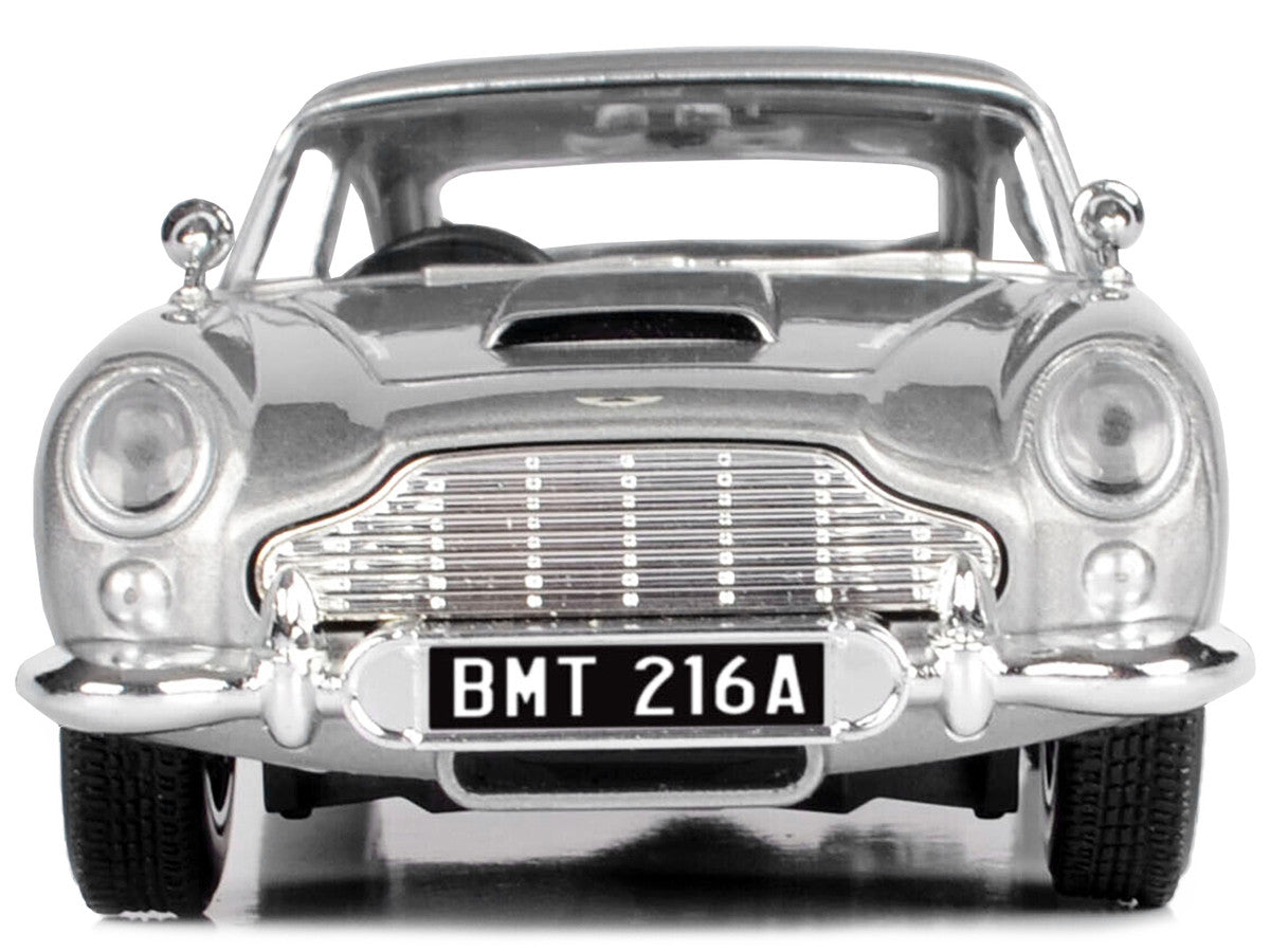 Aston Martin DB5 RHD (Right Hand Drive) Silver Metallic James Bond 007 "Goldfinger" (1964) Movie "James Bond Collection" Series 1/24 Diecast Model Car by Motormax Motormax