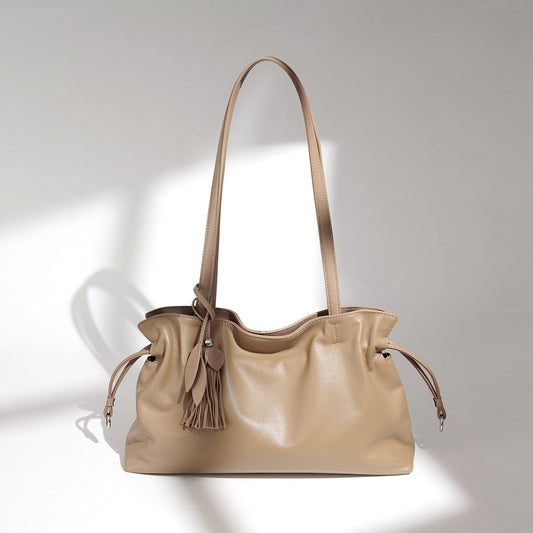 Womens Stylish, Vintage, Versatile, And Personalized Shoulder Bag LadyShow.Store