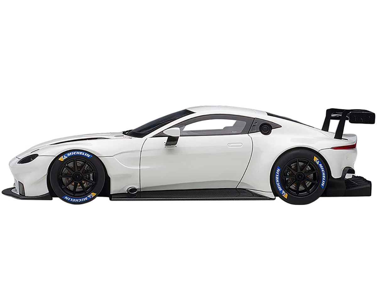2018 Aston Martin Vantage GTE Le Mans PRO White with Carbon Accents 1/18 Model Car by Autoart-1