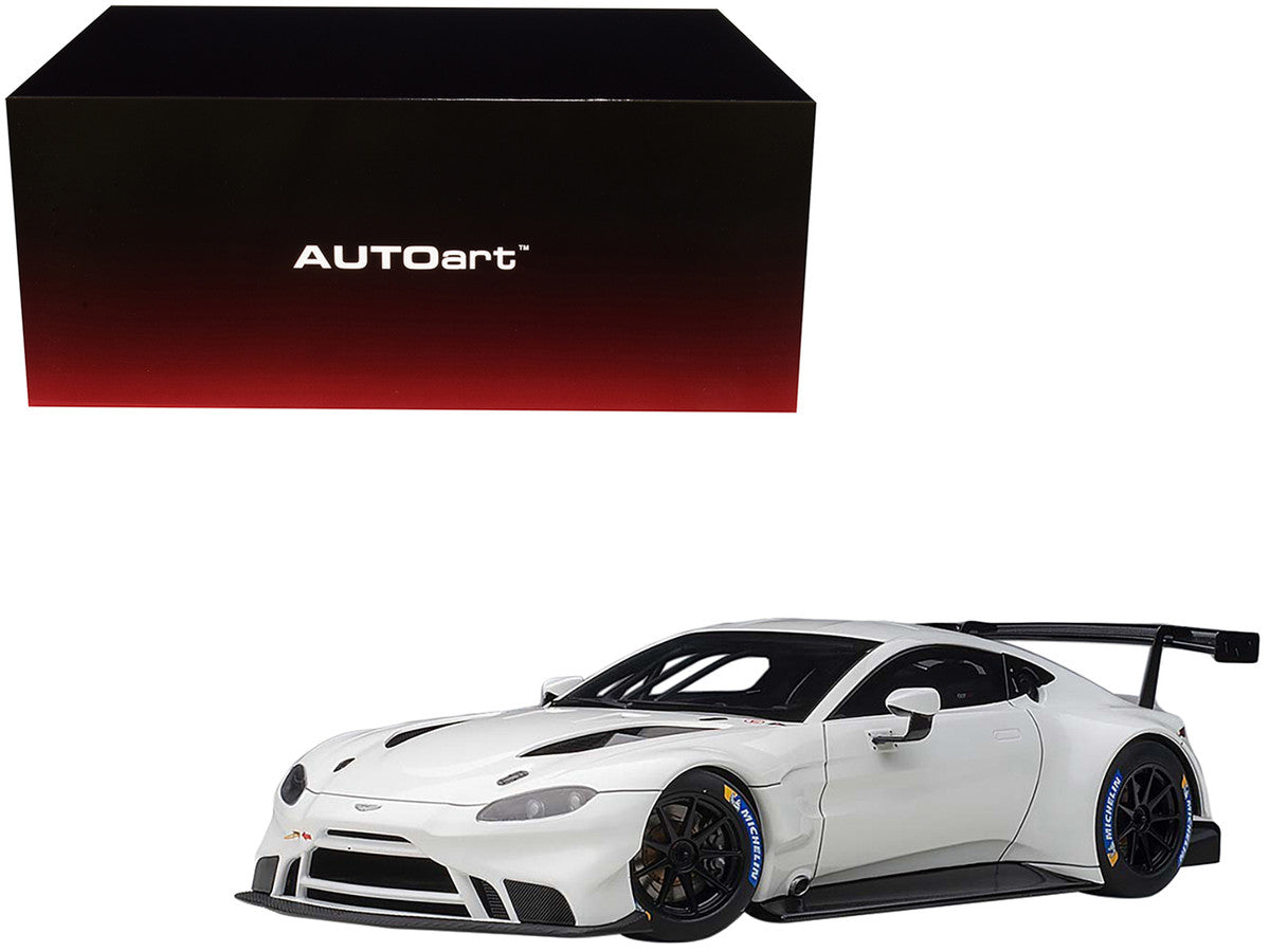 2018 Aston Martin Vantage GTE Le Mans PRO White with Carbon Accents 1/18 Model Car by Autoart-0