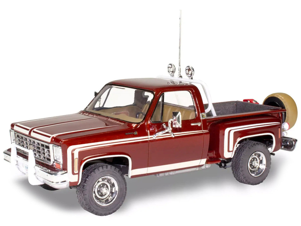 Level 4 Model Kit 1976 Chevrolet Sports Stepside 4x4 Pickup Truck 1/24 Scale Model by Revell Revell