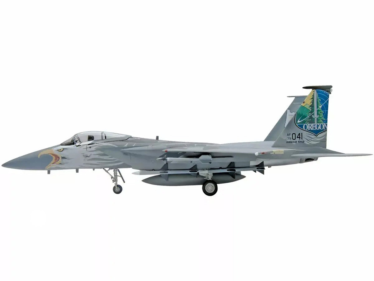 Level 4 Model Kit McDonnell Douglas F-15C Eagle Fighter Aircraft 1/48 Scale Model by Revell Revell