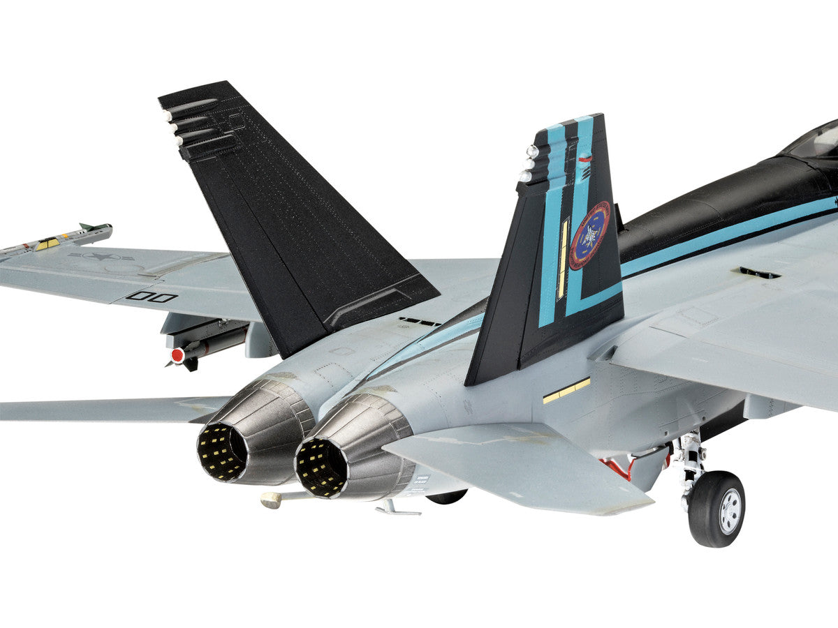 Level 5 Model Kit Maverick's F/A-18E Super Hornet Jet "Top Gun: Maverick" (2022) Movie 1/48 Scale Model by Revell Revell