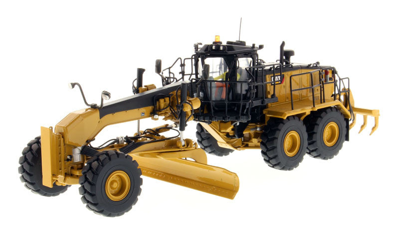 CAT Caterpillar 18M3 Motor Grader with Operator "High Line Series" 1/50 Diecast Model by Diecast Masters-1