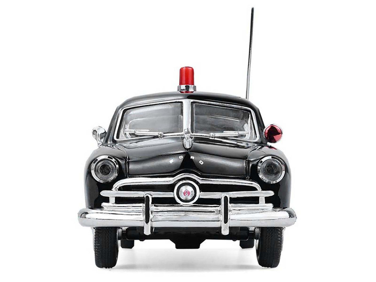 1949 Ford Custom Police Car "Chicago Police Department" Black 1/64 Diecast Model Car by Greenlight Greenlight