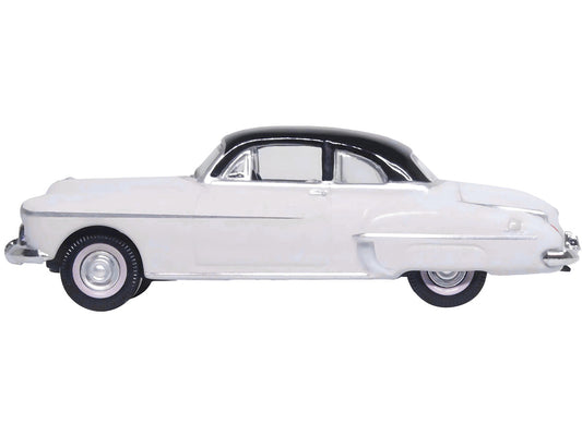 1950 Oldsmobile Rocket 88 Coupe Marol Gray with Black Top 1/87 (HO) Scale Diecast Model Car by Oxford Diecast-1