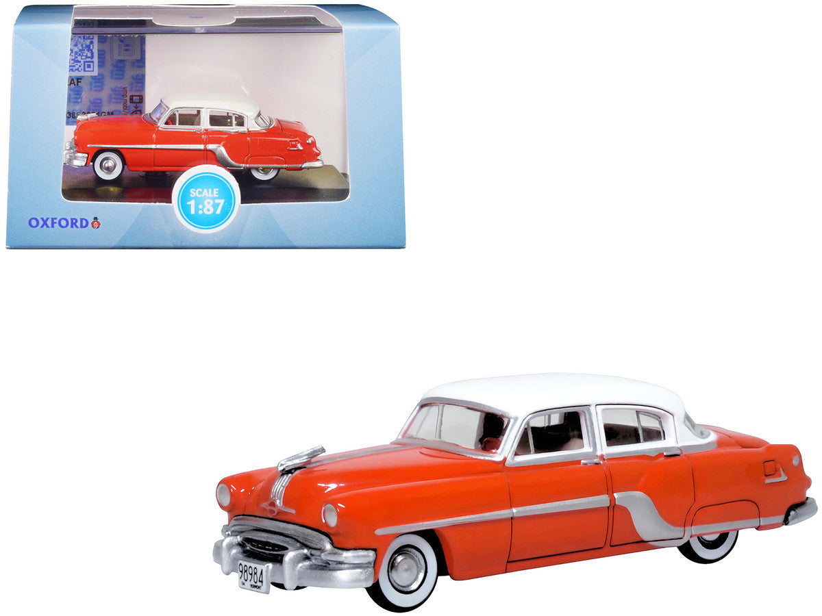 1954 Pontiac Chieftain 4 Door Coral Red with Winter White Top 1/87 (HO) Scale Diecast Model Car by Oxford Diecast Oxford Diecast