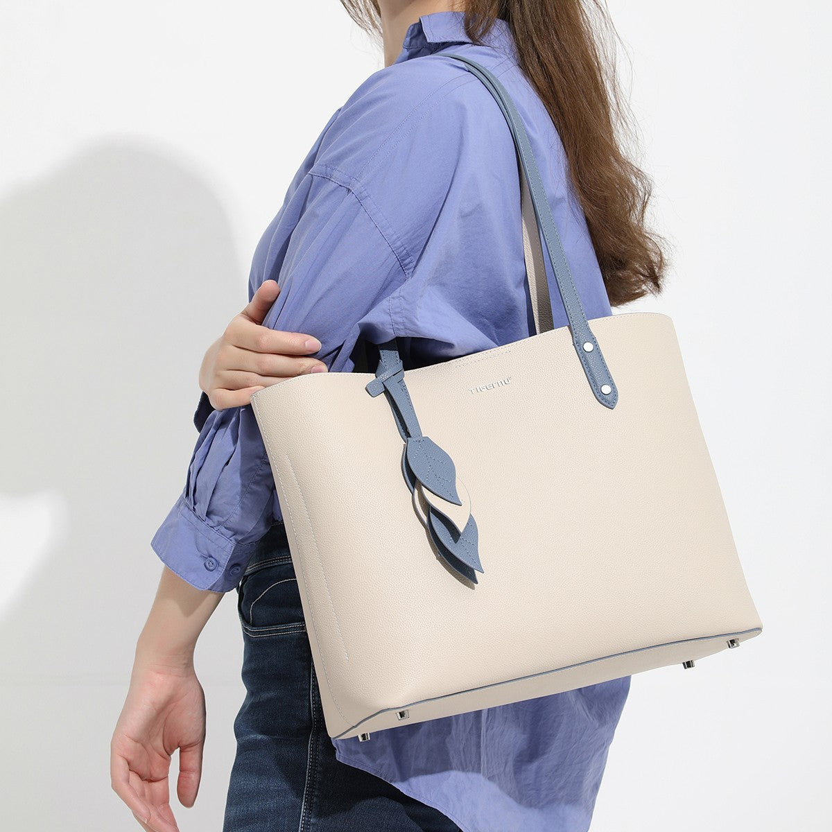 Fashion Women's Large Capacity Handbag CJD