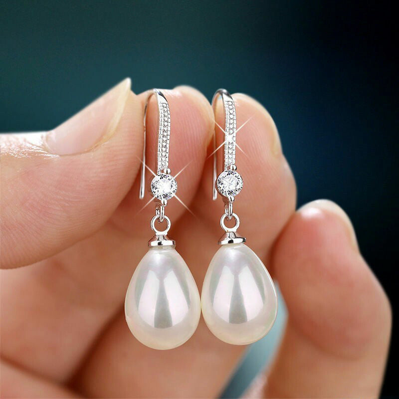 Women's Elegant Drop-shaped Imitation Pearl Long Earrings LadyShow.Store