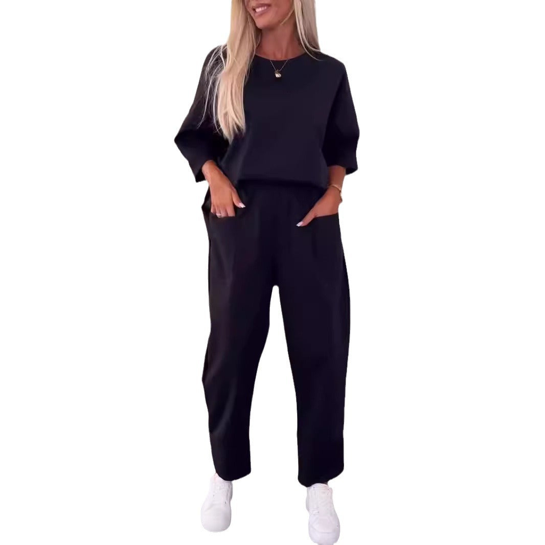 Two-piece Solid Color Round Neck Cropped Pants Set LadyShow.Store