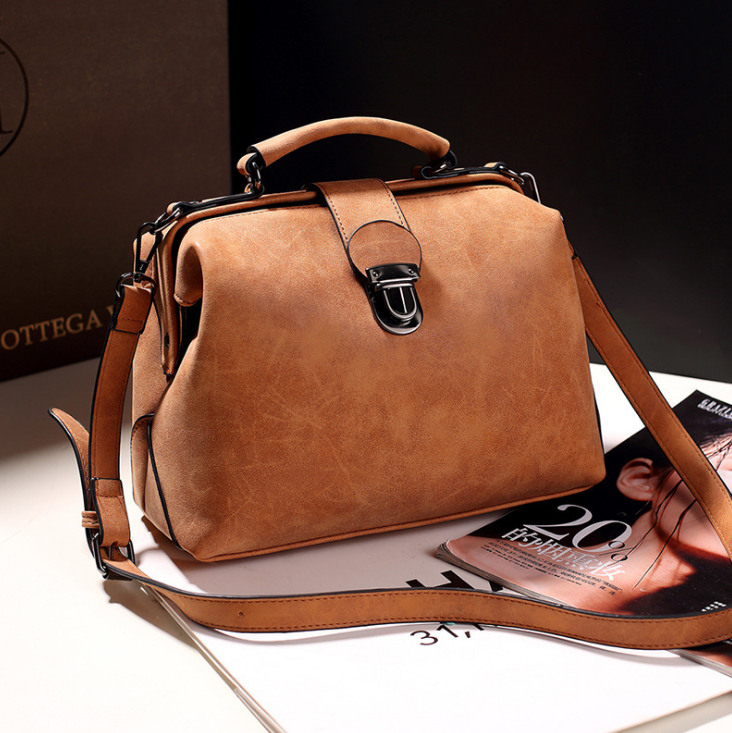 Retro handbag CJD