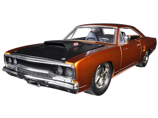 Dom's 1970 Plymouth Road Runner Copper with Black Hood "Fast & Furious 7" (2015) Movie 1/24 Diecast Model Car by Jada Jada