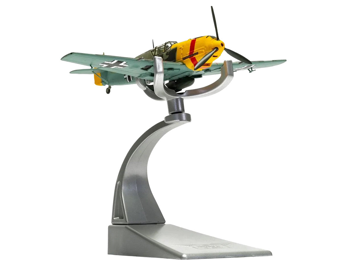 Messerschmitt Bf 109E-4/B Jabo Fighter-Bomber Aircraft "Oberleutnant Walter Rupp 3./JG53 RAF Manston Battle of Britain" (1940) German Luftwaffe "The Aviation Archive" Series 1/72 Diecast Model by Corgi-1