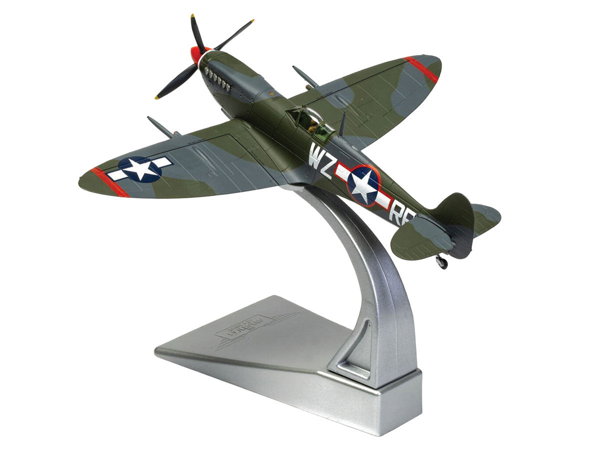 Supermarine Spitfire MkIXC Fighter Aircraft "Porky II Lt Robert Connor 309th Fighter Squadron 31st Fighter Group" (1943) United States Army Air Forces "The Aviation Archive" Series 1/72 Diecast Model by Corgi Corgi