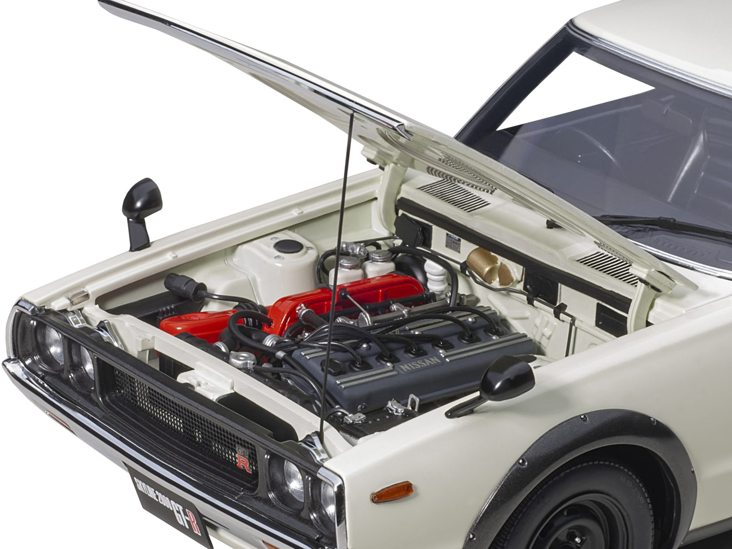 Nissan Skyline 2000GT-R (KPGC110) RHD (Right Hand Drive) White 1/18 Model Car by Autoart