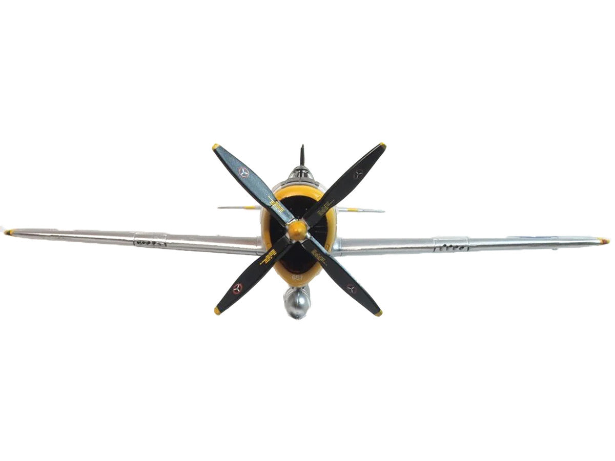 Republic P-47D Thunderbolt Fighter Plane USAAF "Captain Daniel Boone 333rd Fighter Squadron 318th Fighter Group" "Oxford Aviation" Series 1/72 Diecast Model Airplane by Oxford Diecast Oxford Diecast
