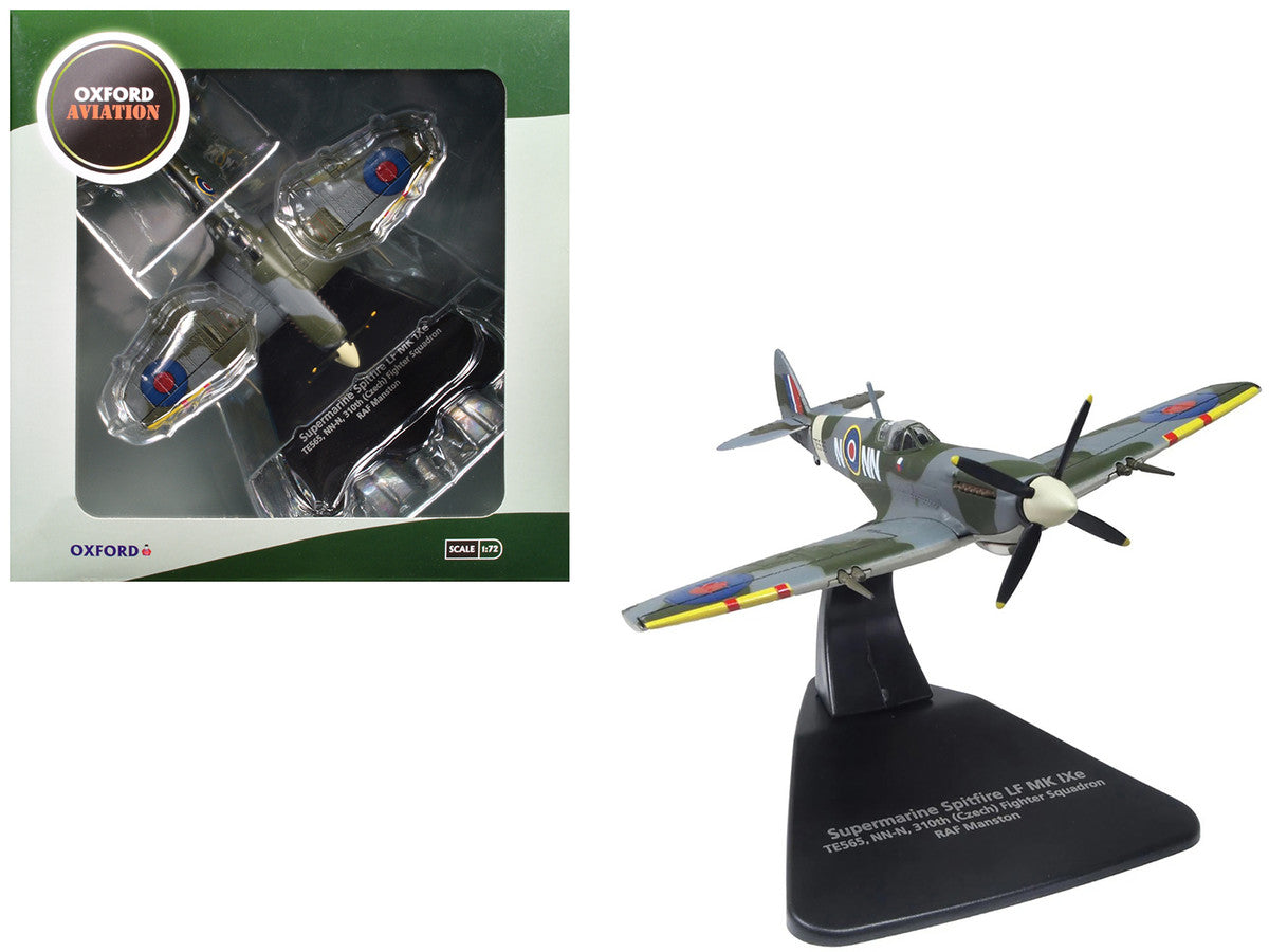 Supermarine Spitfire LF MK IXe Fighter Aircraft "TE565 10th (Czech) Fighter Squadron RAF Manston" Royal Air Force 1/72 Diecast Model Airplane by Oxford Diecast Oxford Diecast