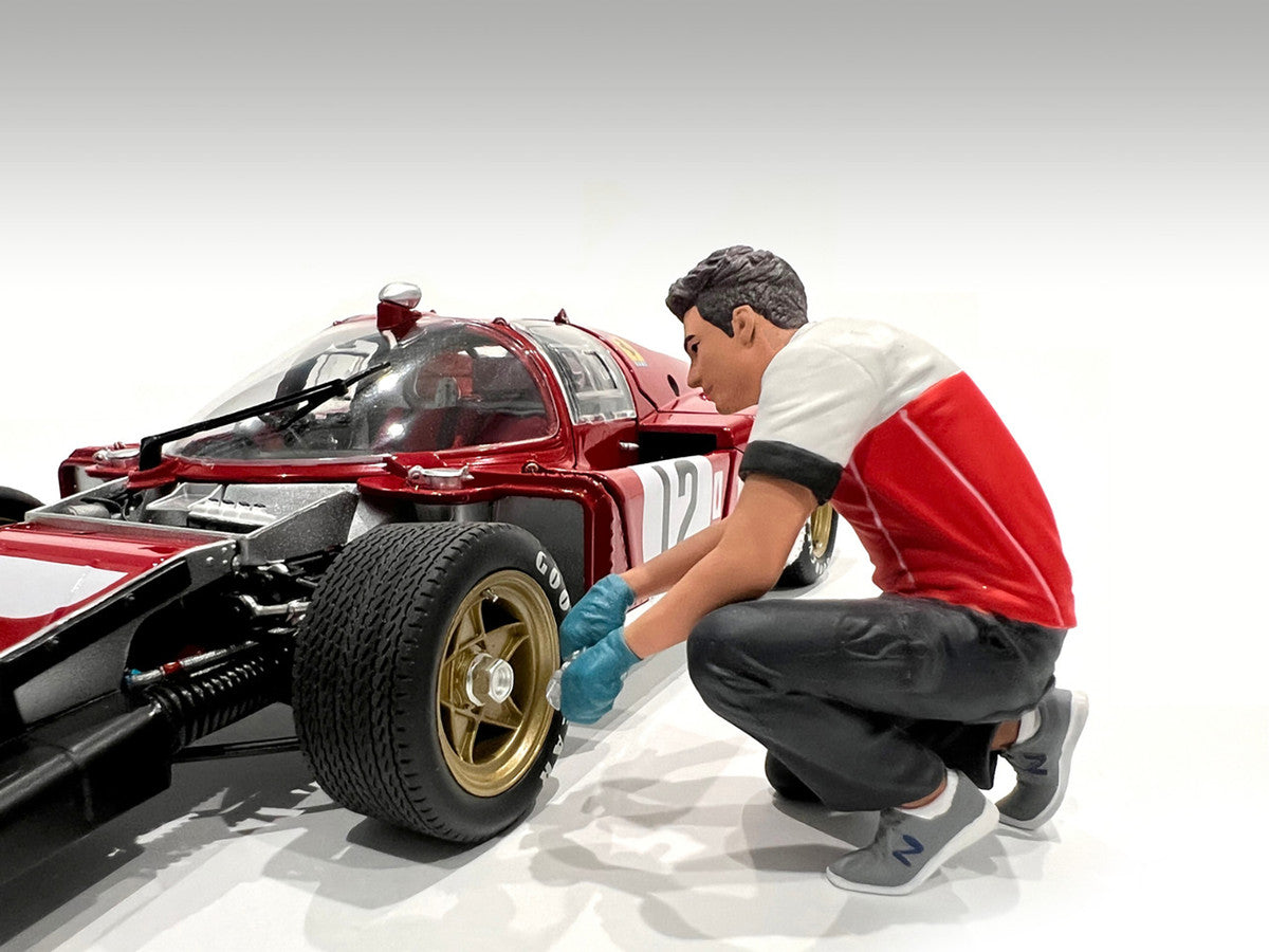 "Race Crew" Figure #5 for 1/18 scale models by American Diorama American Diorama
