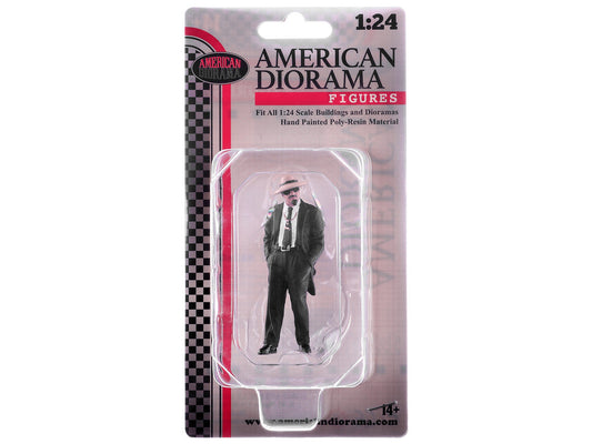 "Hanging Out 3" Figure #5 for 1/24 Scale Models by American Diorama American Diorama