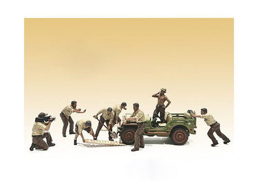 "4X4 Mechanic" 8 piece Figure Set for 1/18 scale models by American Diorama American Diorama