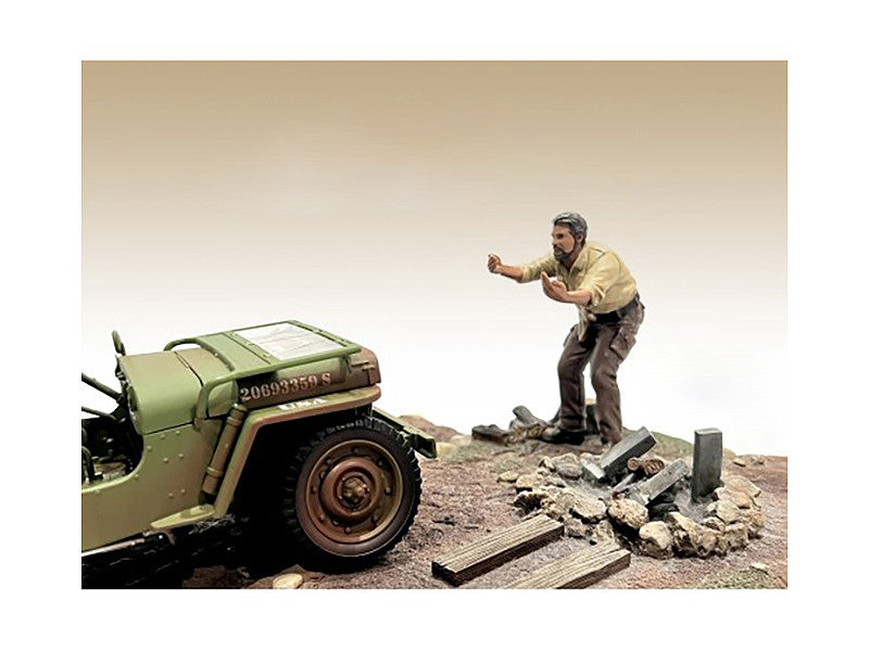 "4X4 Mechanic" Figure 6 for 1/18 Scale Models by American Diorama American Diorama