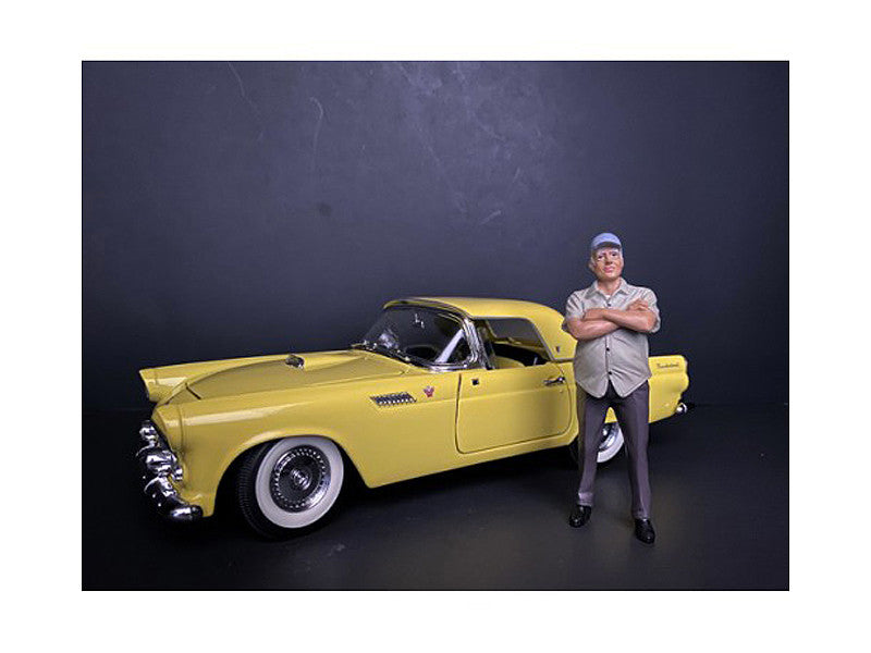 "Weekend Car Show" Figurine II for 1/24 Scale Models by American Diorama American Diorama
