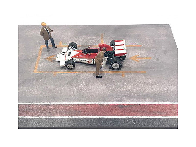 "Race Day" Two Diecast Figures Set 4 for 1/43 Scale Models by American Diorama American Diorama