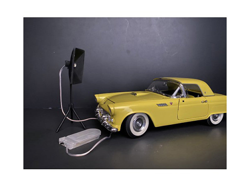 Photographer Lighting Kit, Set of 2 Lights for 1/24 Scale Models by American Diorama American Diorama