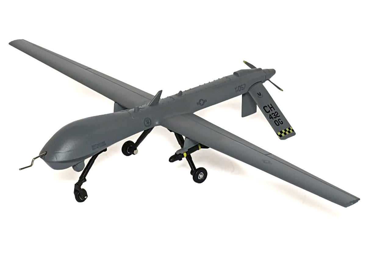 General Atomics MQ-1 Predator UAV Drone "United States Air Force" 1/72 Diecast Model by Air Force 1 Air Force 1