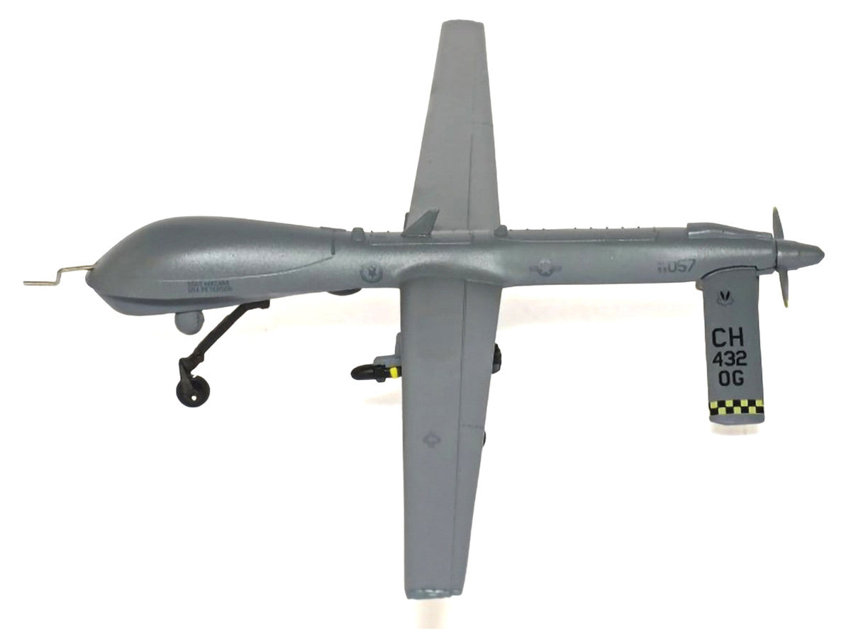 General Atomics MQ-1 Predator UAV Drone "United States Air Force" 1/72 Diecast Model by Air Force 1 Air Force 1