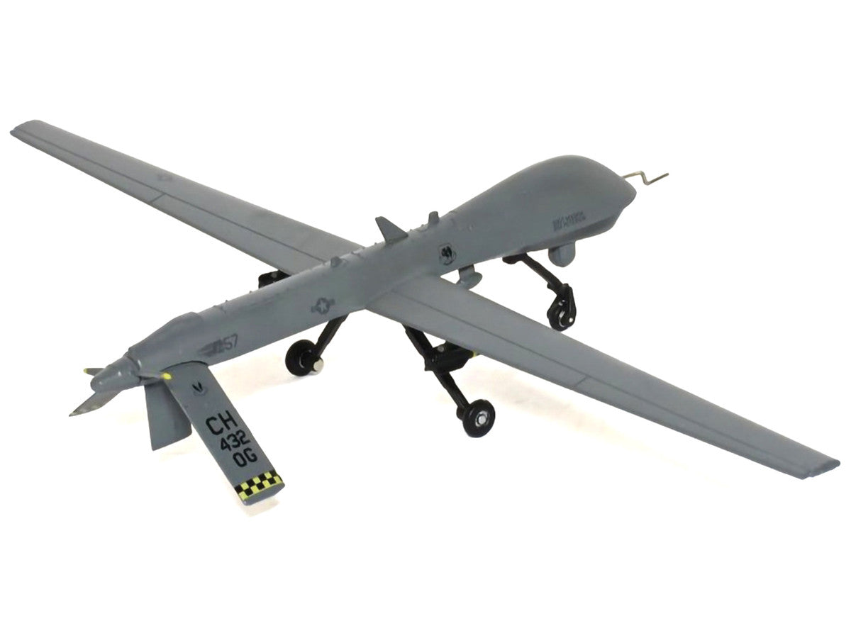 General Atomics MQ-1 Predator UAV Drone "United States Air Force" 1/72 Diecast Model by Air Force 1 Air Force 1