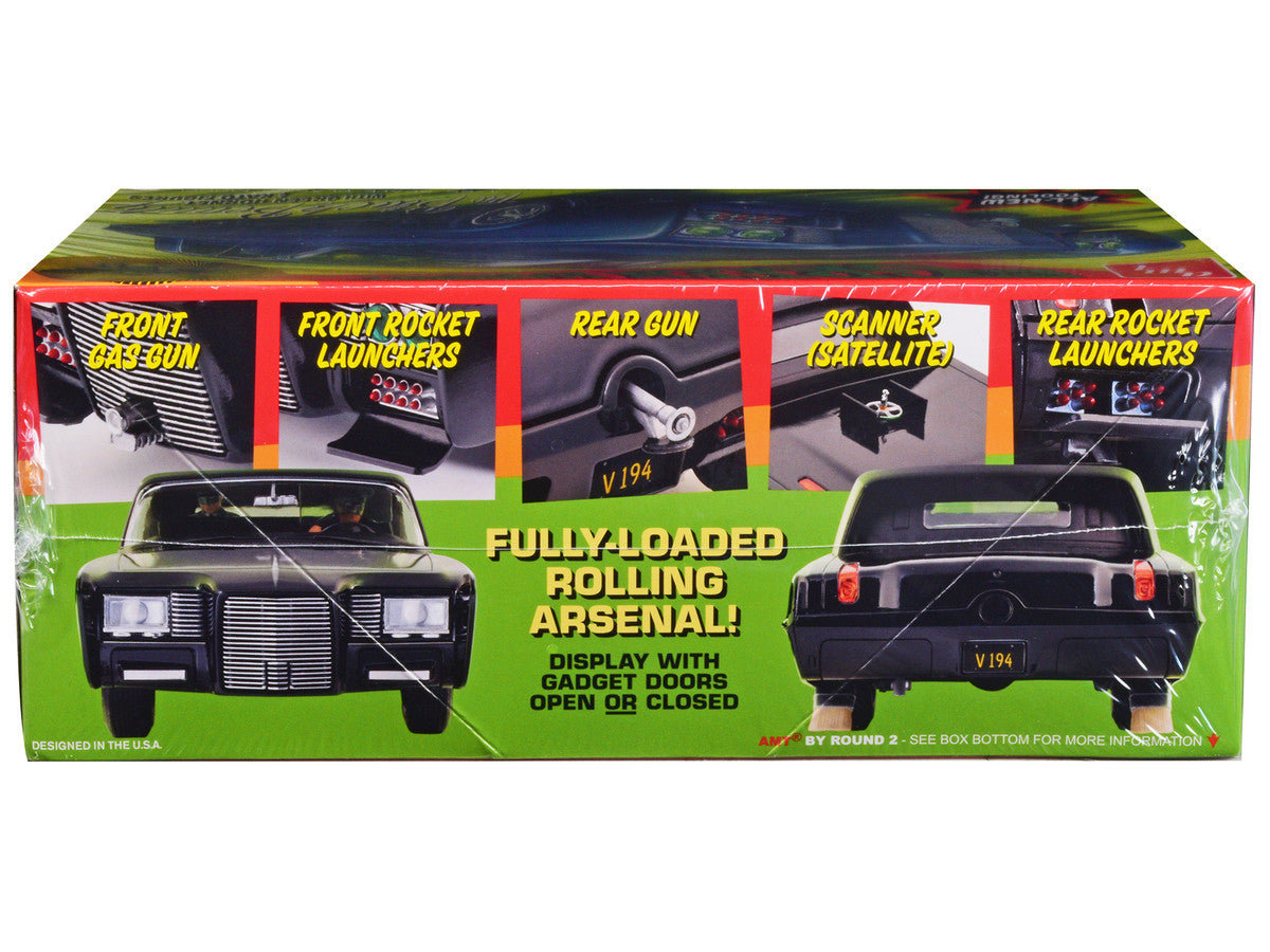 Skill 2 Model Kit Black Beauty "The Green Hornet" (1966–1967) TV Series with Green Hornet and Kato Figures 1/25 Scale Model by AMT AMT