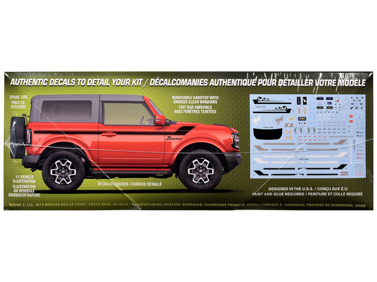 Skill 2 Model Kit 2023 Ford Bronco Outer Banks 1/25 Scale Model by AMT AMT