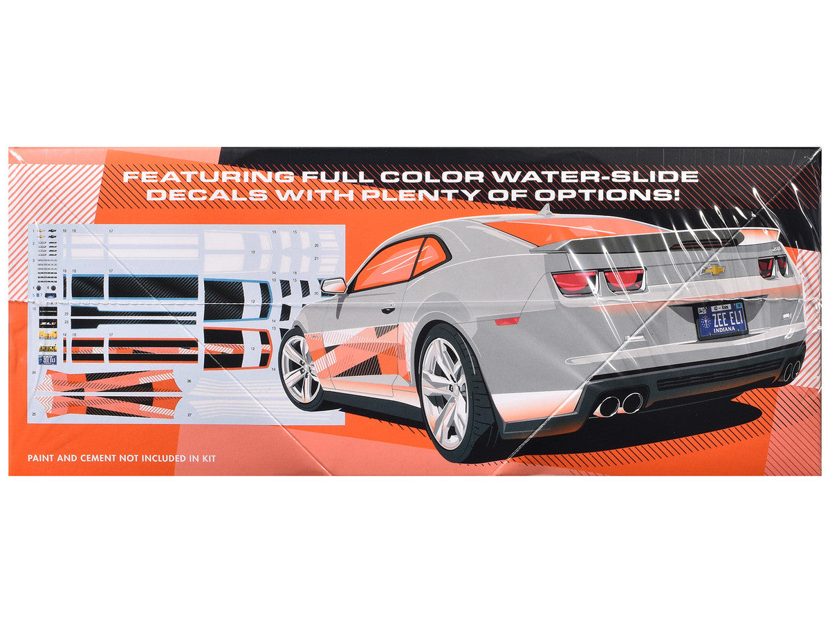 Skill 2 Model Kit 2013 Chevrolet Camaro ZL1 1/25 Scale Model by AMT AMT