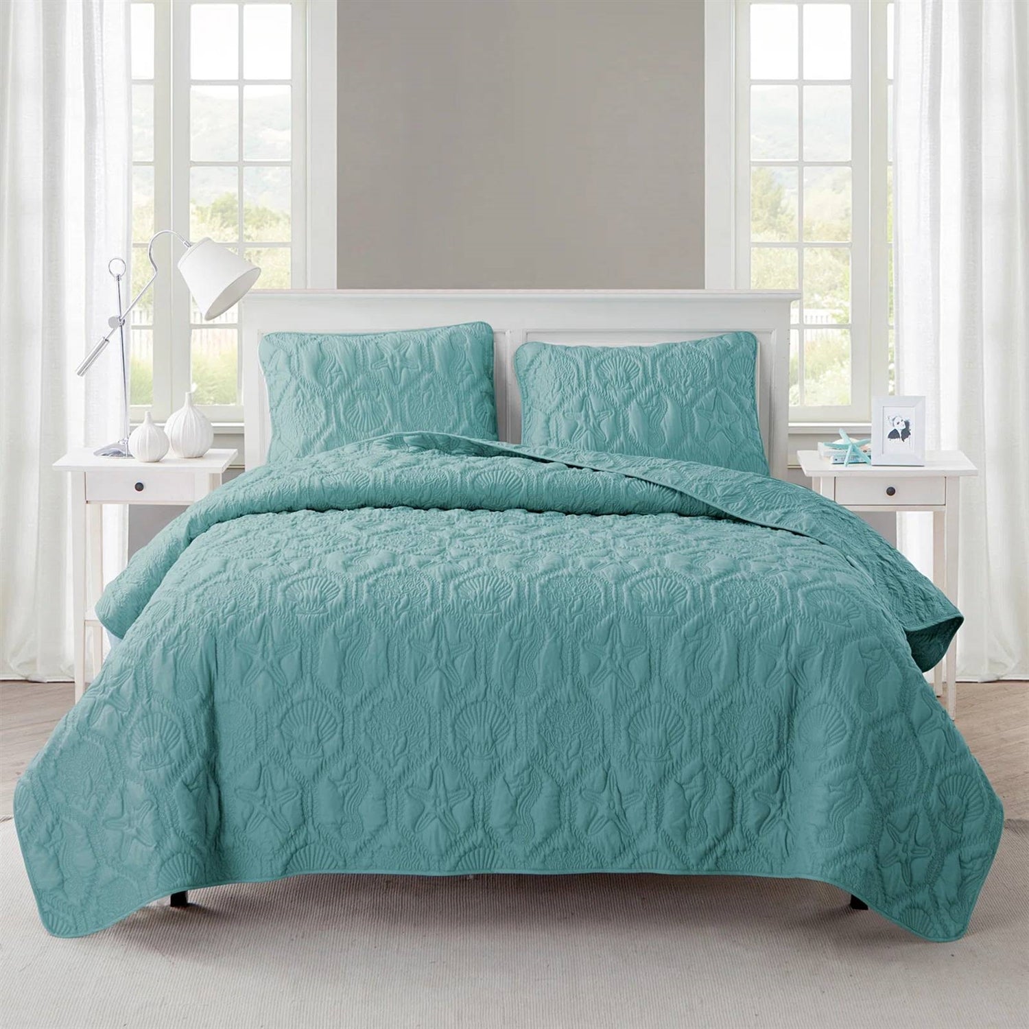 Queen Coastal Beach Starfish Seashell Seahorse Aqua Blue Teal 3-Piece Quilt Set FastFurnishings