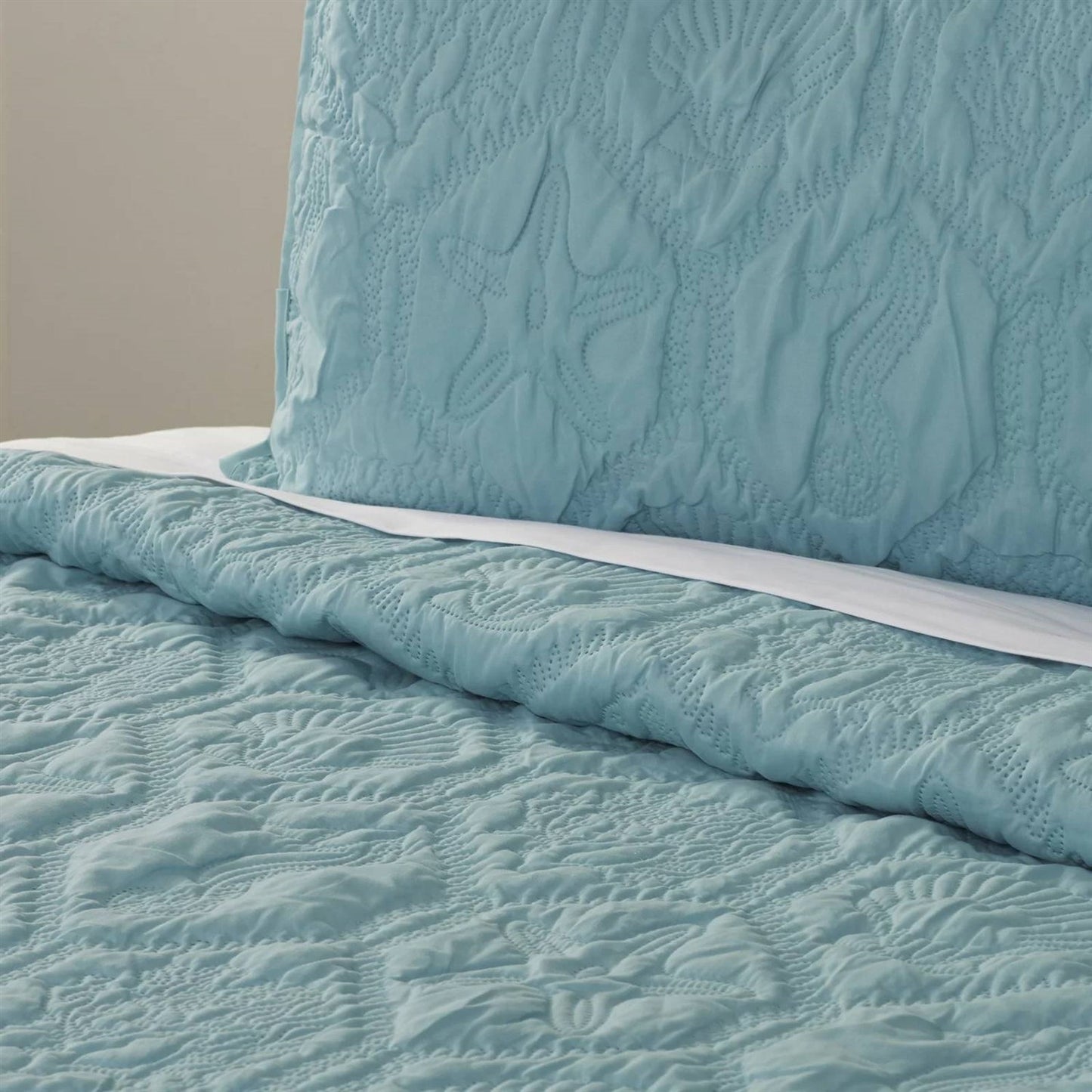 Queen Coastal Beach Starfish Seashell Seahorse Aqua Blue Teal 3-Piece Quilt Set FastFurnishings