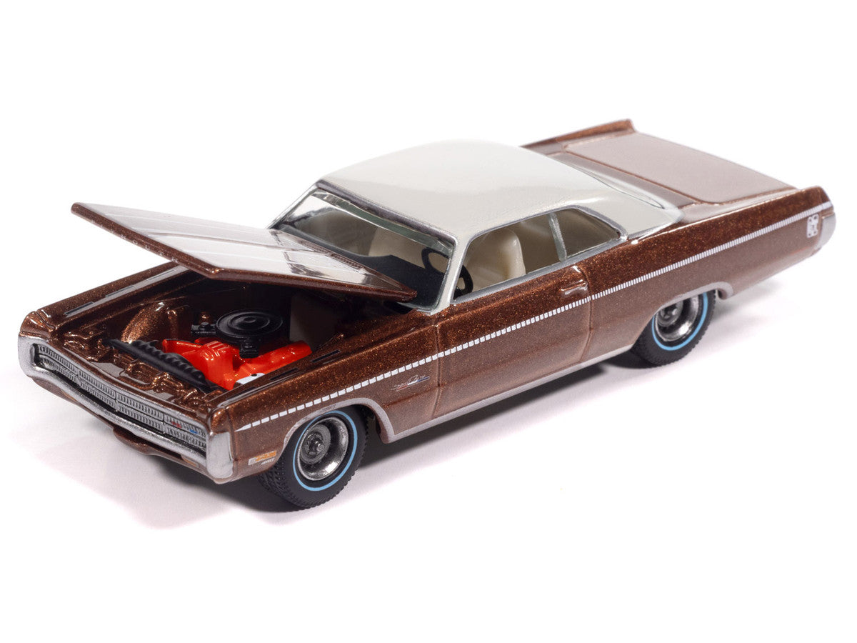 1971 Plymouth Sport Fury GT Autumn Bronze Metallic with White Graphics and Top "Vintage Muscle" Series 1/64 Diecast Model Car by Auto World-2