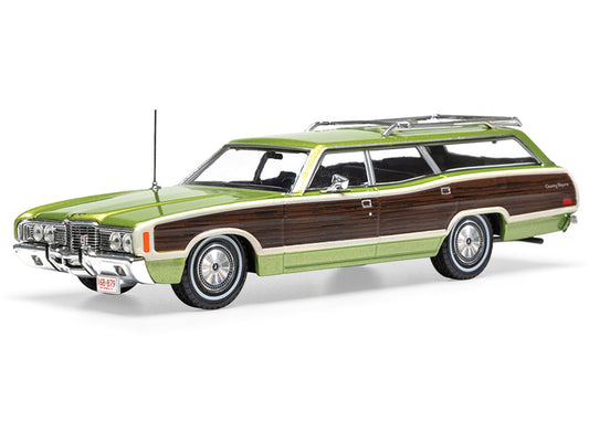 1972 Ford LTD Country Squire Wagon Green Metallic with Woodgrain Sides 1/43 Diecast Model by IXO Models-1